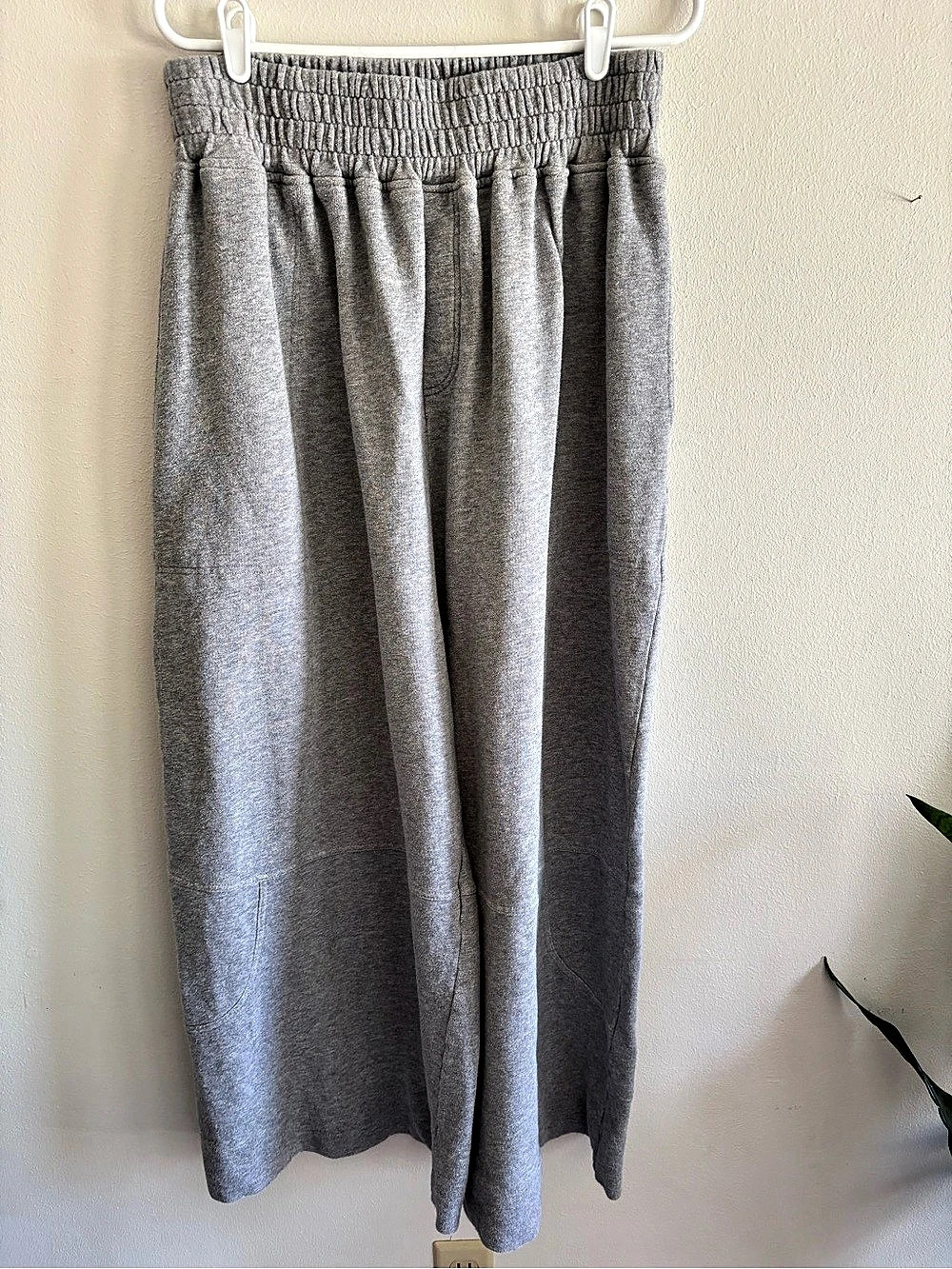 FP Beach extra Wide Leg Gray Pants